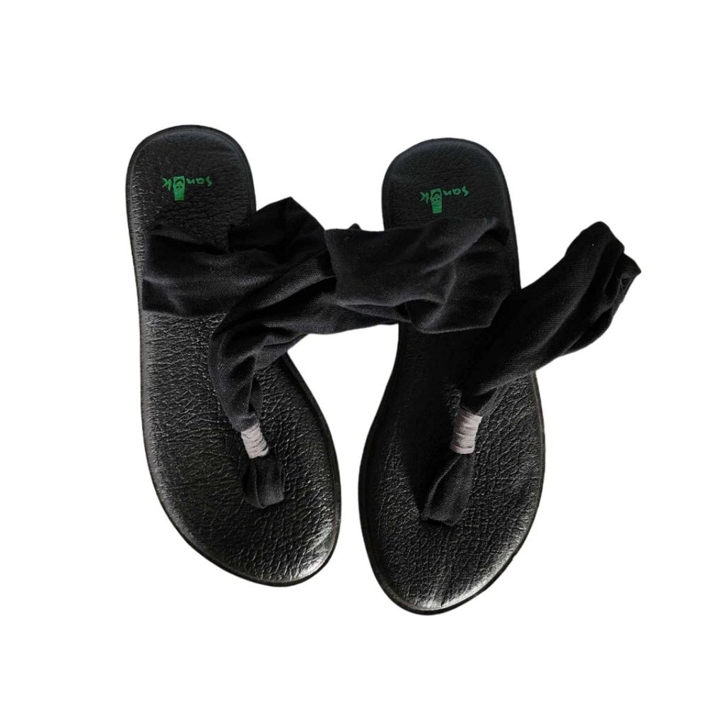 EUC Black Sanuk Yoga Mat Sling Sandals